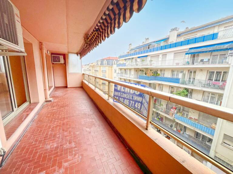 GAMBETTA-TRACHEL - Immeuble Standing - 5ét asc - 3P 85m² - Terra — photo 1
