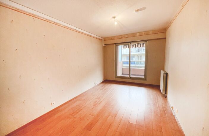 GAMBETTA-TRACHEL - Immeuble Standing - 5ét asc - 3P 85m² - Terra — photo 4