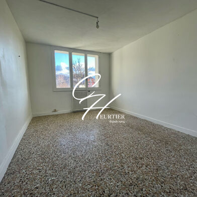 Appartement 4 pièces 79000 €