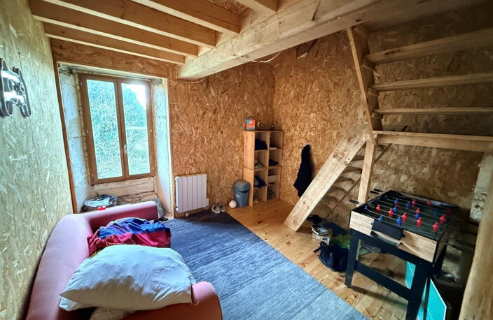 CIVRAC DE BLAYE MAISON PIERRES  8 CHAMBRES + de 350 m2 — photo 2