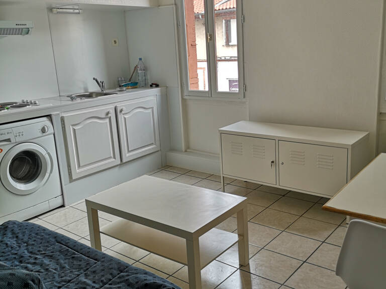 Appartement de type 3 meublé - Pont des Demoiselles — photo 1