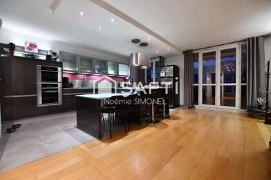 Appartement 5 pièces 250000 €