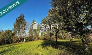 Terrain  2561 m² à vendre à La Lande-de-Fronsac (33240)