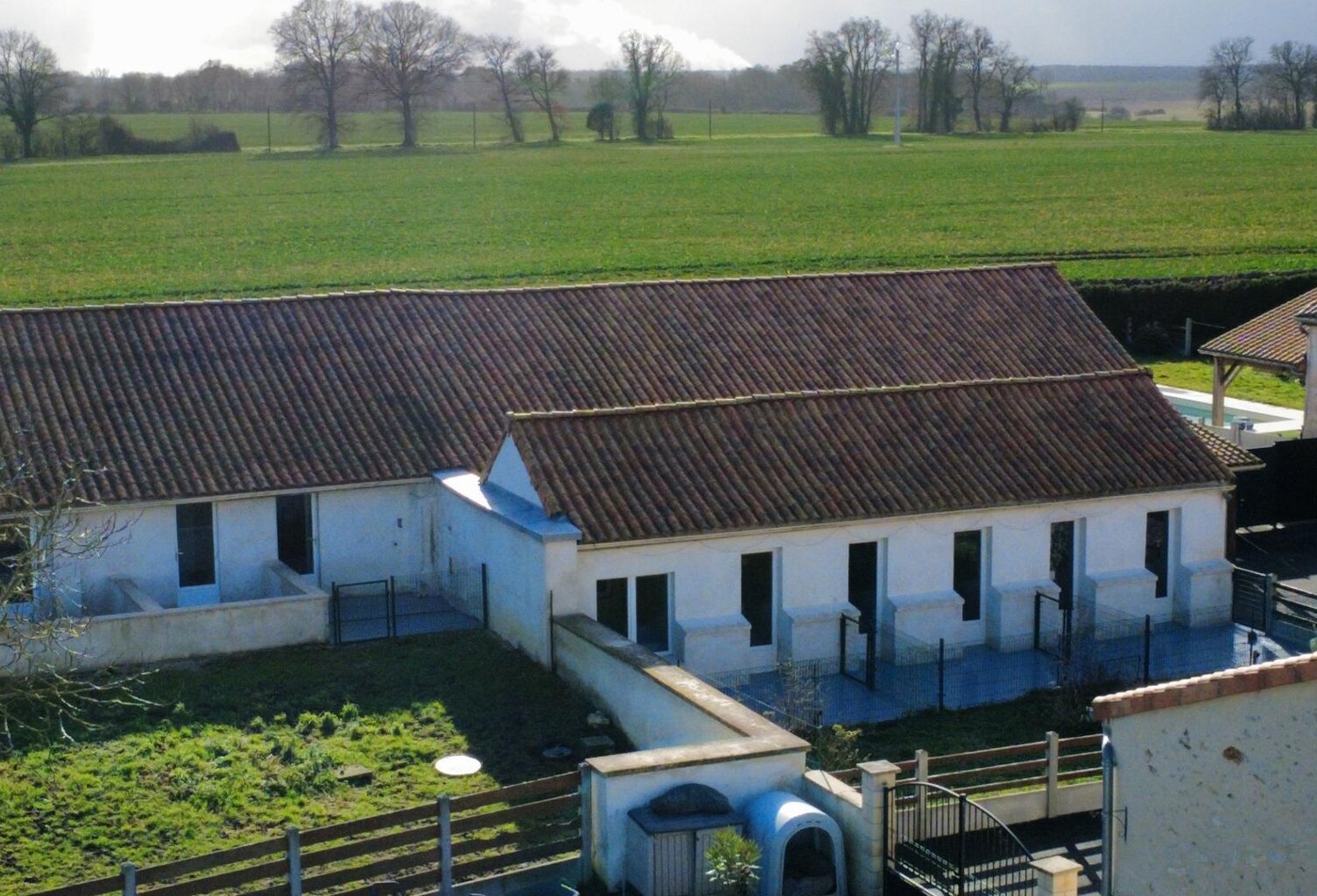 Ensemble immobilier rare avec fort potentiel — photo 1