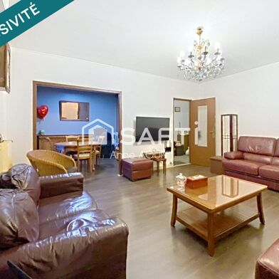 Appartement 5 pièces 220000 €