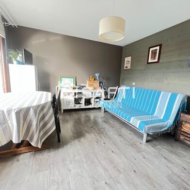 Appartement 4 pièces 230000 €