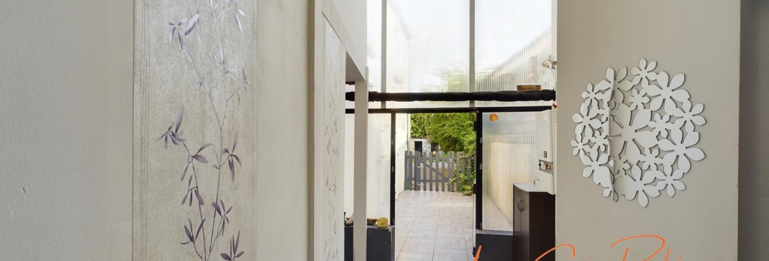 Maison 8 Pièces 246 m² à vendre à Saint-Hilaire-de-Villefranche (17770)