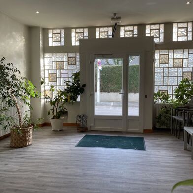 Bureau 6 pièces 115000 €