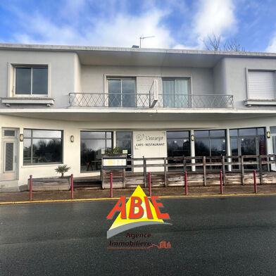 Immeuble  313500 €