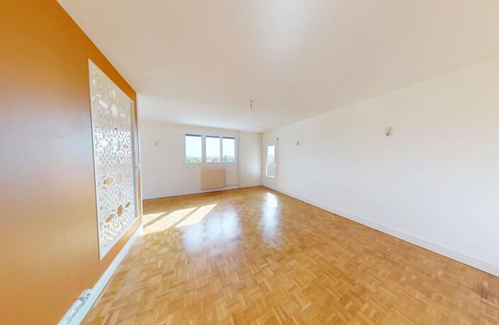 Appartement T3 avec balcon, parking et cave - LUISANT ! — photo 4