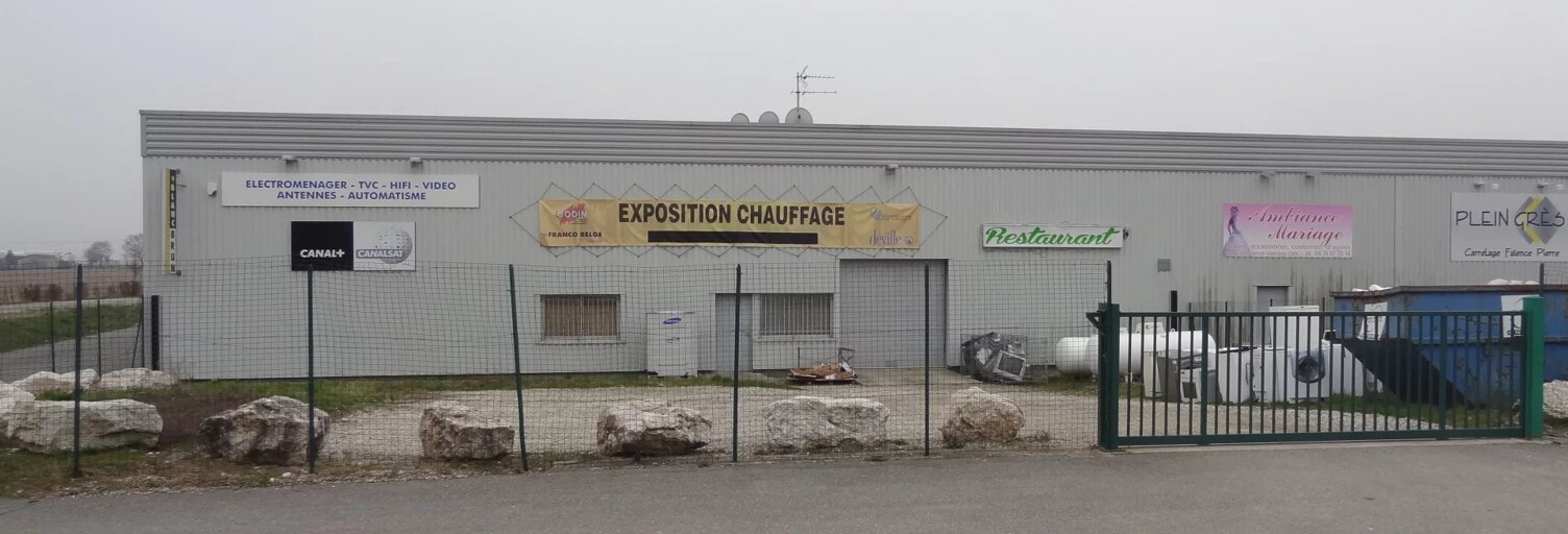 Commerce   m² à louer à La Côte-Saint-André (38260)