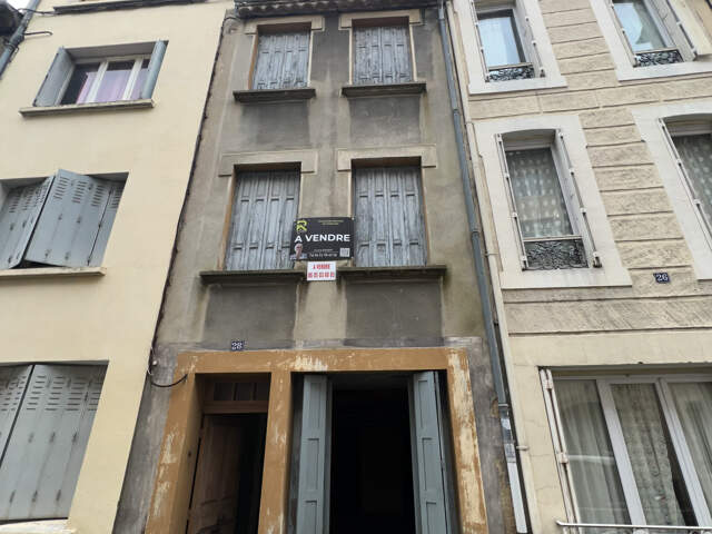 MAISON CENTRE VILLE A REFAIRE — photo du bien