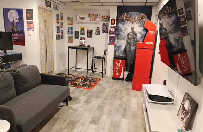 CESSION FONDS DE COMMERCE   FIGURINES / BD / MANGA / COMICS — photo 5