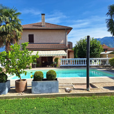 Maison 5 pièces 359000 €