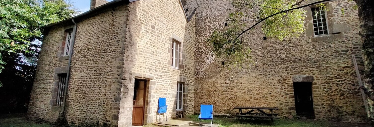 Maison 8 Pièces 219 m² à vendre à Trans (53160)