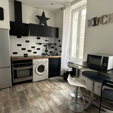 Appartement 1 pièces 650 €