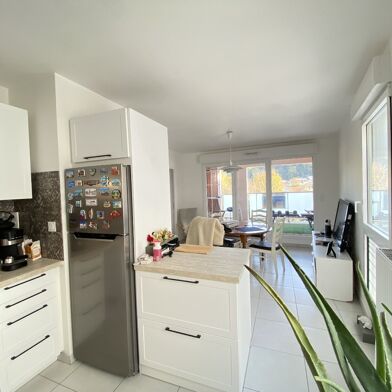 Appartement 4 pièces 321000 €