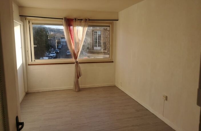 Appartement à rénover — photo 3
