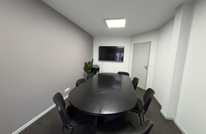Bureau — photo 5