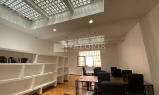 Bureau  130 m² à louer à Lyon 7 (69007)