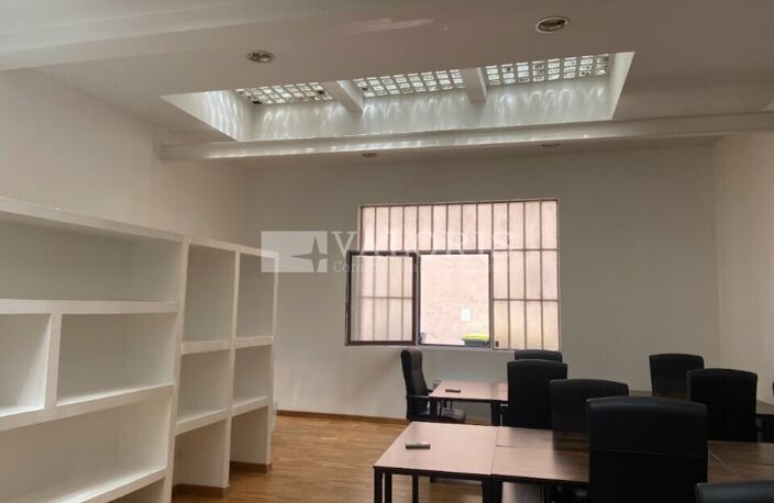 BUREAUX à LOUER — photo 4