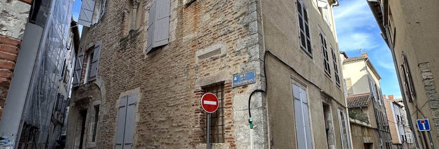 Immeuble  300 m² à vendre à Cahors (46000)