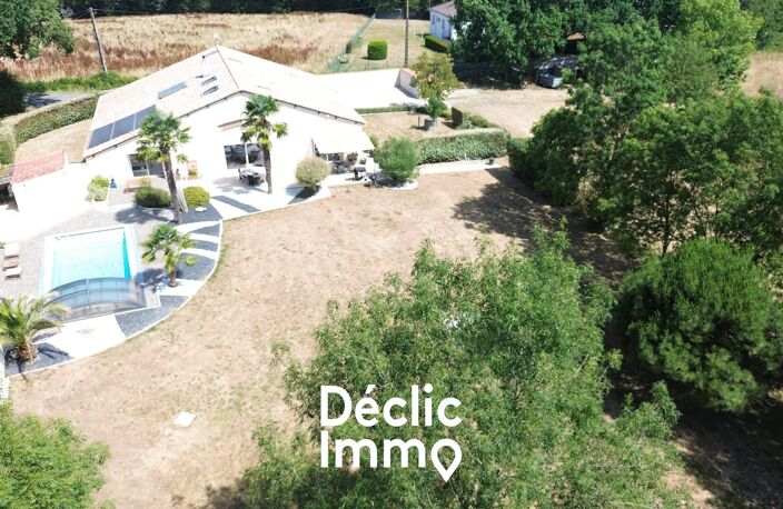 Grange de caractère rénovée  Prestations énergétiques d'exception - 5 chambres - Piscine avec dôme — photo 2