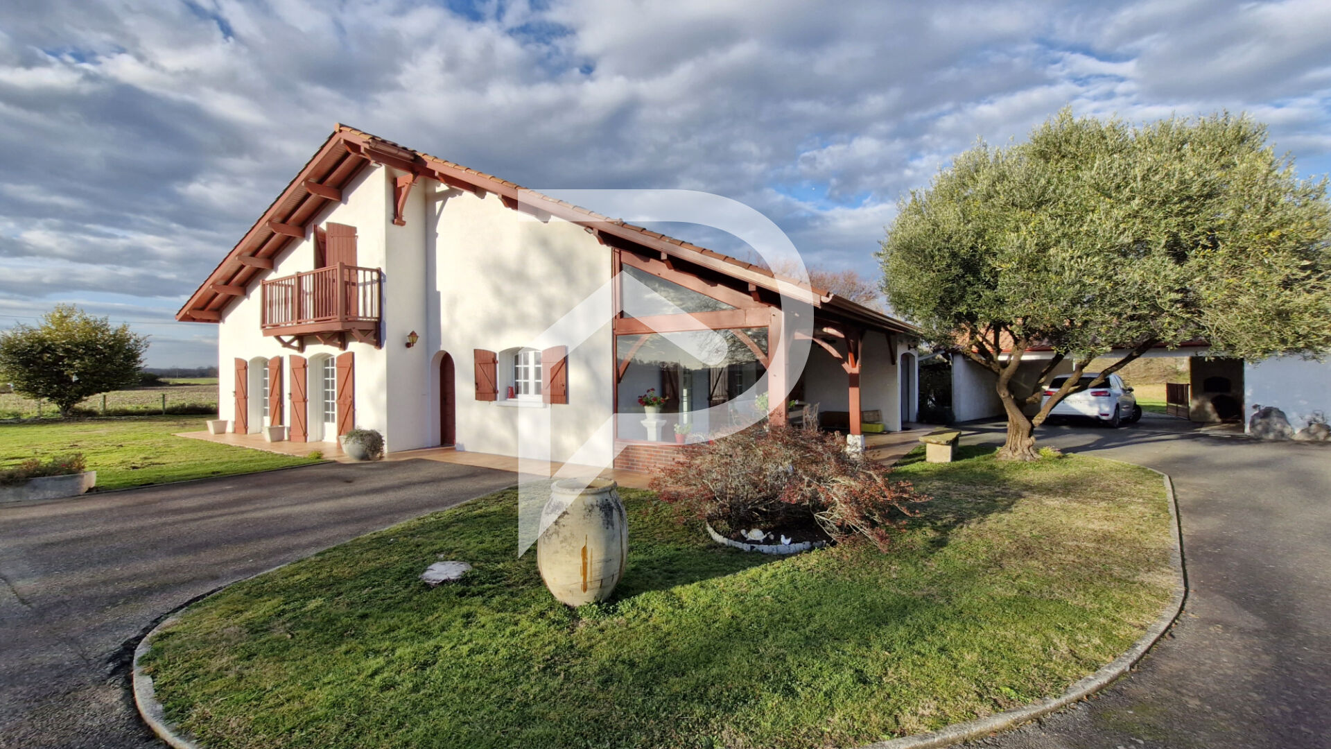 Villa / Maison  T5 à vendre Pomarez 40360