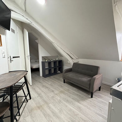 Appartement 2 pièces 370 €