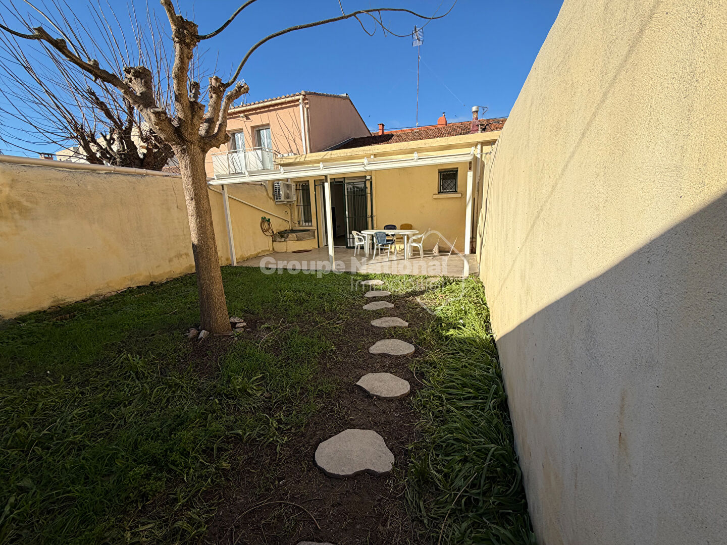 Villa / Maison  T3 à louer Nîmes 30000