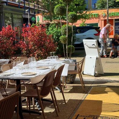 Commerce  430000 €