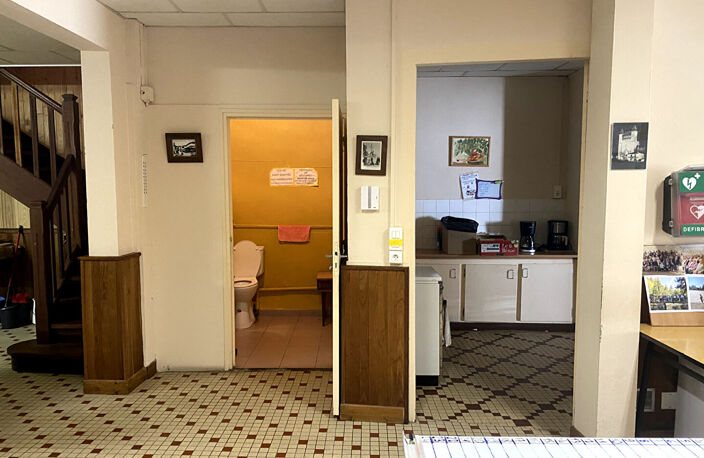 Immeuble en pierre au centre de Villeréal — photo 4