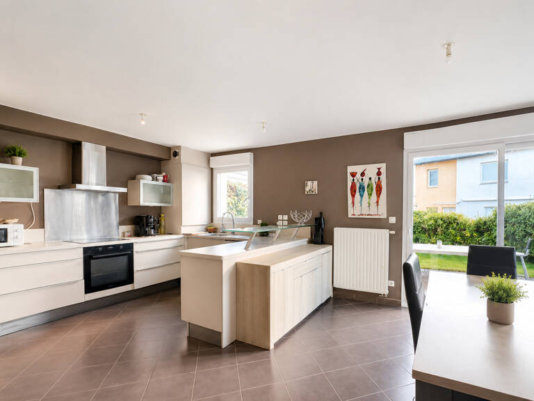 Annecy-Seynod appartement de 89 m2  en rez-de-jardin — photo 1