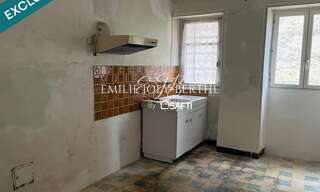 Maison 5 Pièces 60 m² à vendre à Cossé-en-Champagne (53340)