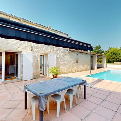 Maison 7 pièces 304000 €