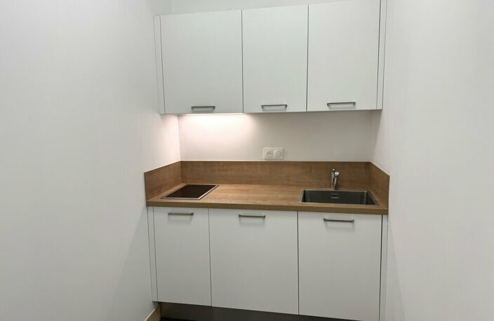 à LOUER — photo 2