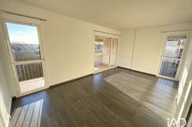 Appartement 2 pièces 894 €