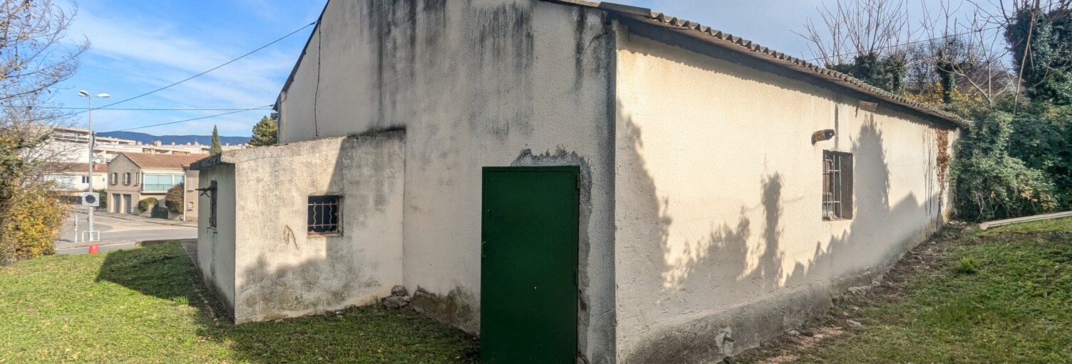 Terrain  986 m² à vendre à Apt (84400)