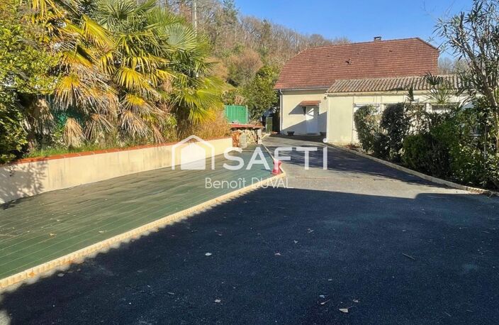 2 maisons indépendantes (135m² et 46 m²) + jardin — photo 2