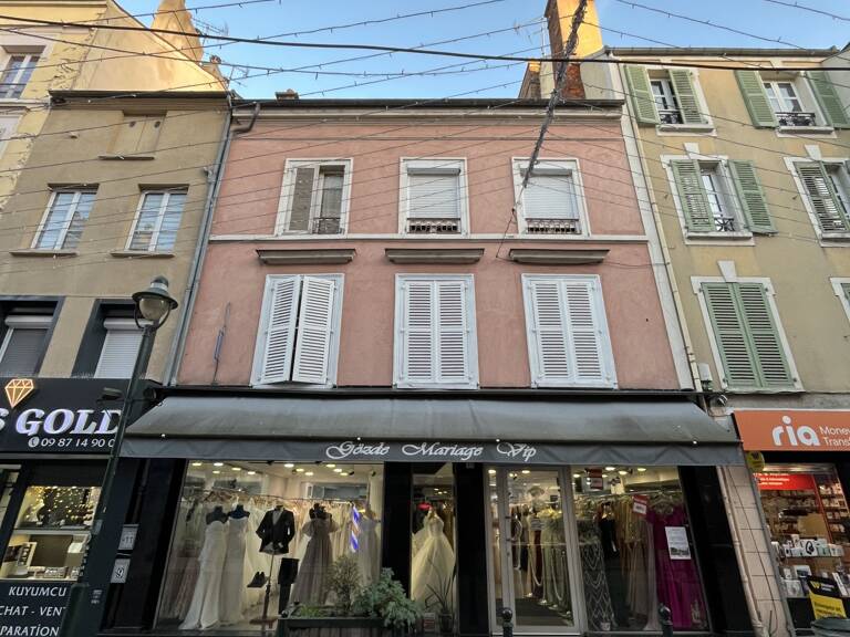 Vente Immeuble 213 m&sup2; — photo 1