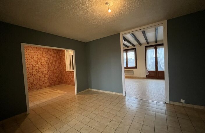Vente maison 4 pièces 100 m² Saint-Léon-sur-l'Isle (24110) — photo 2