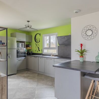 Maison 6 pièces 210400 €