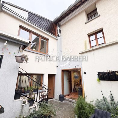 Maison 5 pièces 239900 €