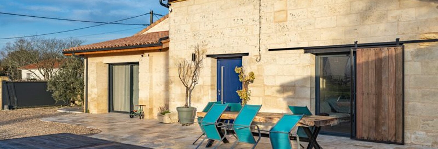 Maison 8 Pièces 207 m² à vendre à Saint-Denis-de-Pile (33910)