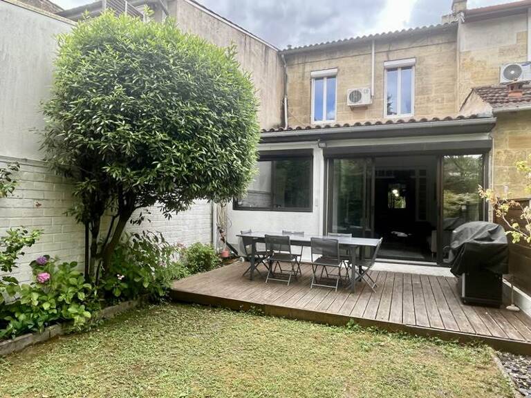 Maison en pierre de 6 pièces principales — photo 1
