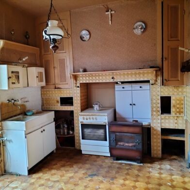 Maison 6 pièces 20000 €