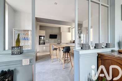 Maison 9 pièces 736800 €