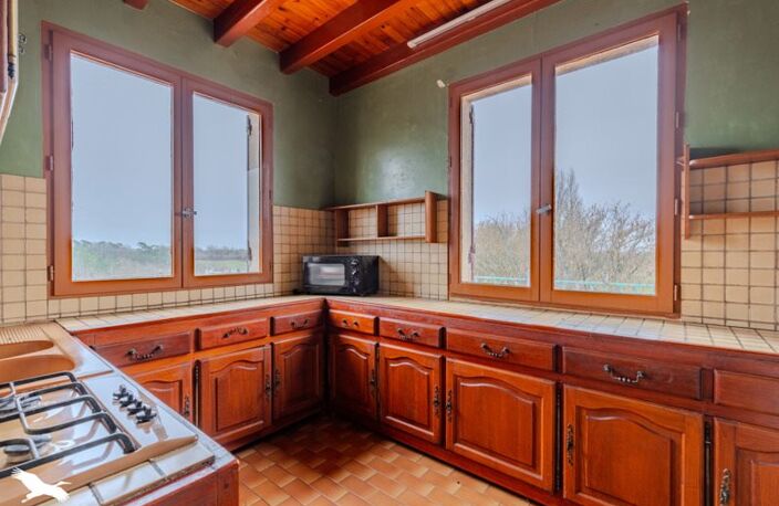 Vente maison 5 pièces 95 m² Puisseguin (33570) — photo 3