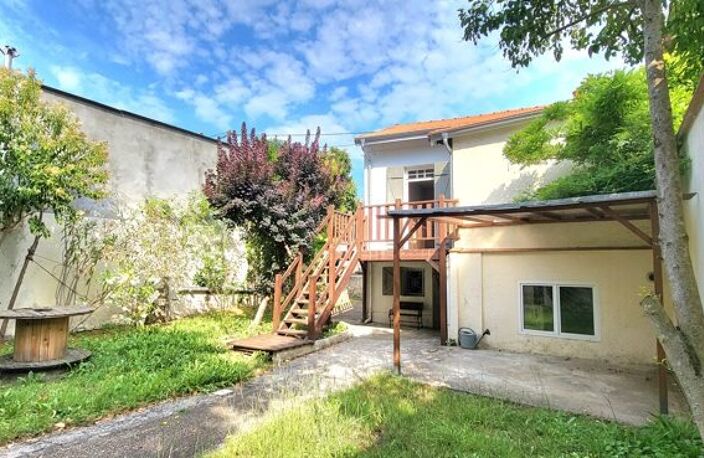 Vente maison 4 pièces 90 m² Cenon (33150) — photo 2