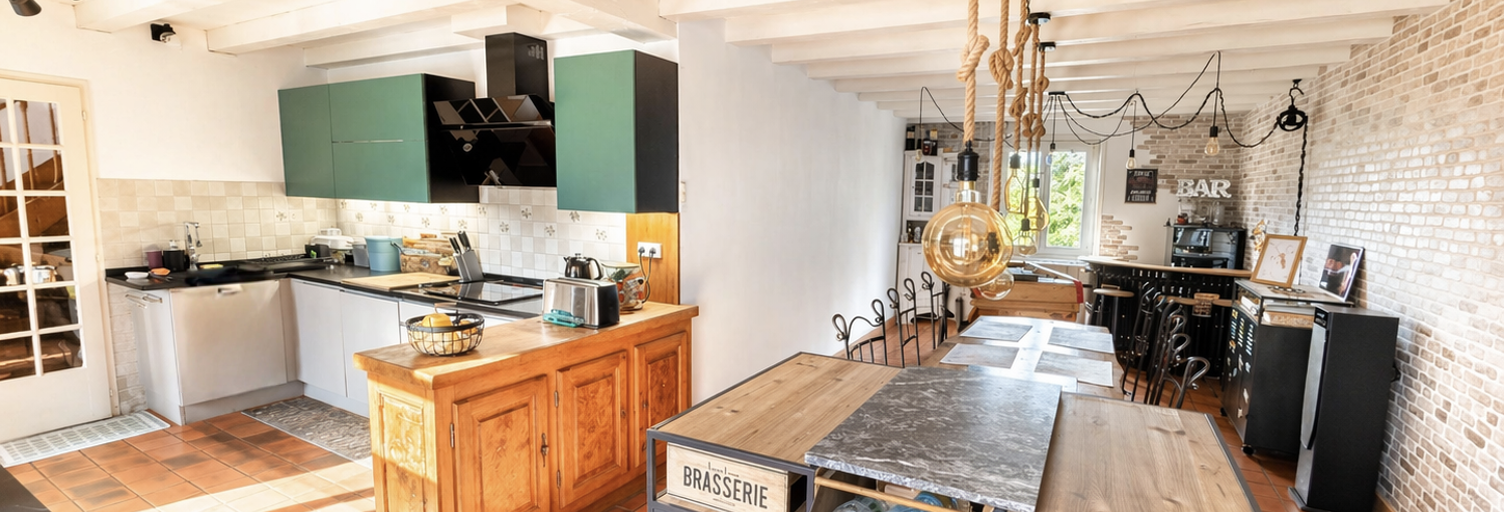 Maison 8 Pièces 220 m² à vendre à Châteaubernard (16100)